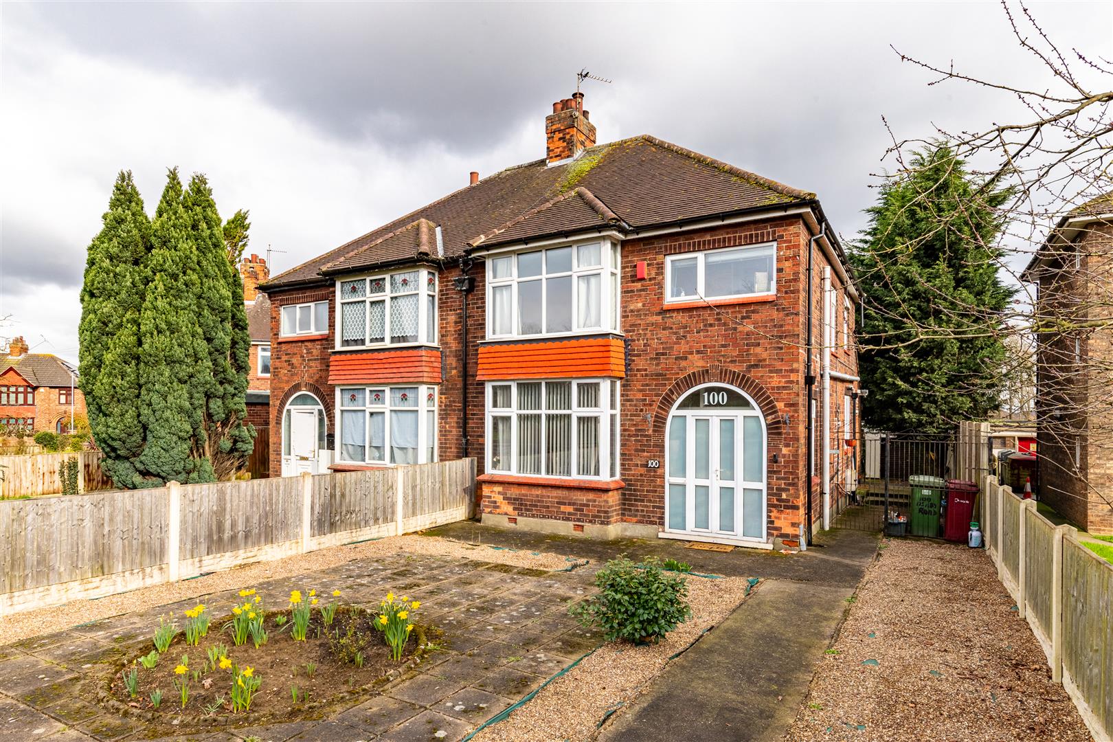 Houses for Sale EA Ben Cade